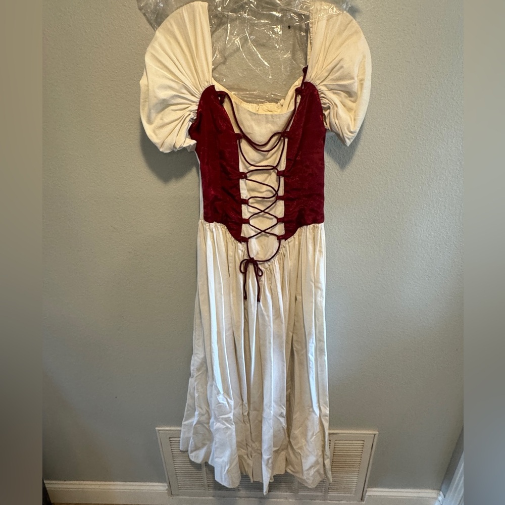 Maiden Dress - Picture 4 of 6